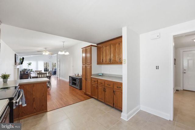 308 WESTOVER PKWY, Locust Grove, VA 22508