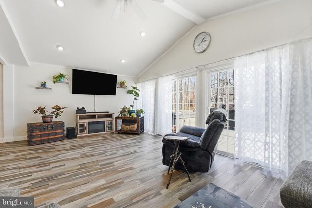 308 WESTOVER PKWY, Locust Grove, VA 22508