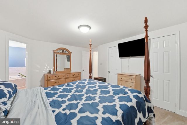 308 WESTOVER PKWY, Locust Grove, VA 22508