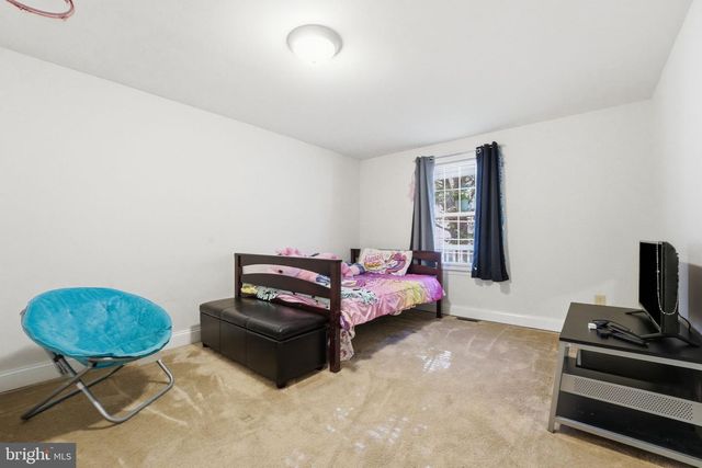 308 WESTOVER PKWY, Locust Grove, VA 22508