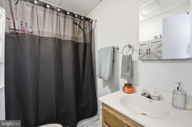 308 WESTOVER PKWY, Locust Grove, VA 22508