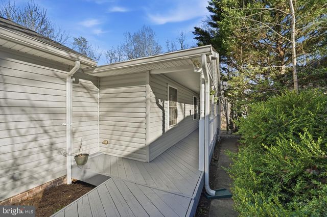 308 WESTOVER PKWY, Locust Grove, VA 22508