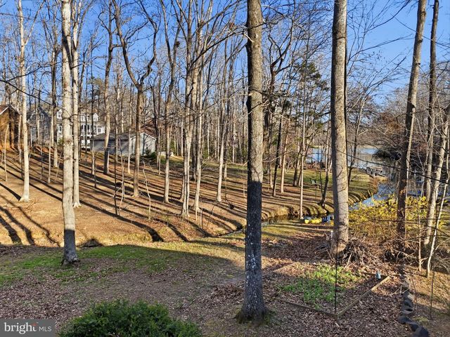 308 WESTOVER PKWY, Locust Grove, VA 22508