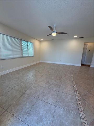 152 175TH TERRACE DRIVE E A, Redington Shores, FL 33708