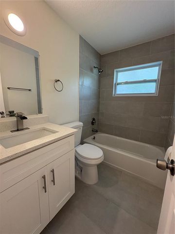 152 175TH TERRACE DRIVE E A, Redington Shores, FL 33708