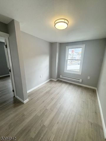 10 Cedar Aly, Phillipsburg Town, NJ 08865