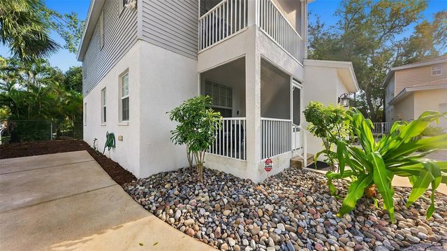 516 HOWARD COURT, Sarasota, FL 34236