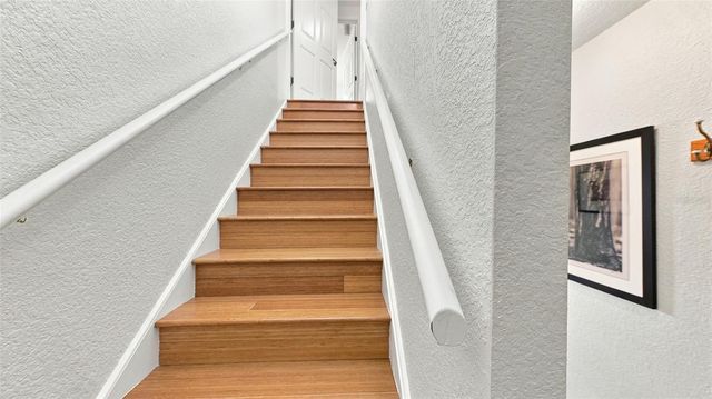 516 HOWARD COURT, Sarasota, FL 34236