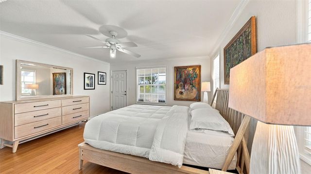 516 HOWARD COURT, Sarasota, FL 34236