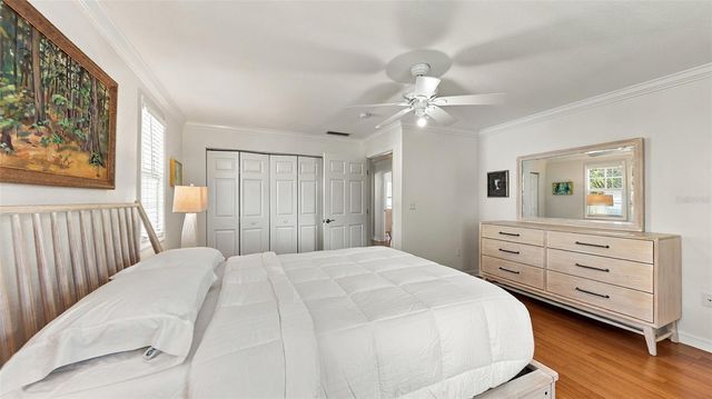 516 HOWARD COURT, Sarasota, FL 34236
