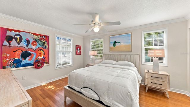 516 HOWARD COURT, Sarasota, FL 34236