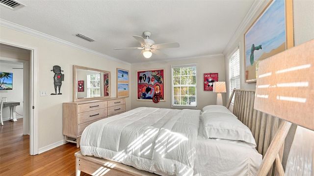 516 HOWARD COURT, Sarasota, FL 34236