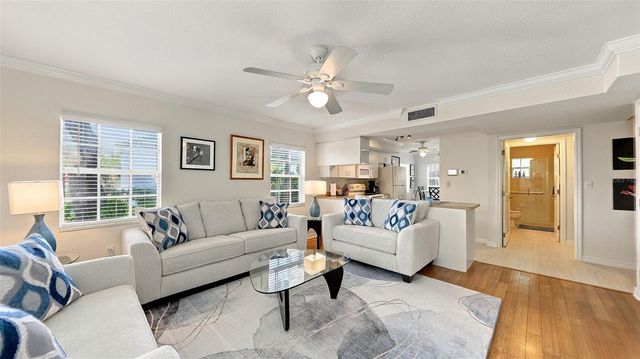 516 HOWARD COURT, Sarasota, FL 34236