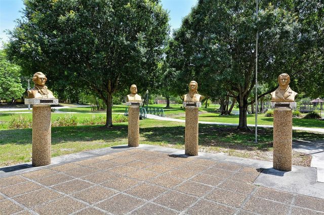 516 HOWARD COURT, Sarasota, FL 34236