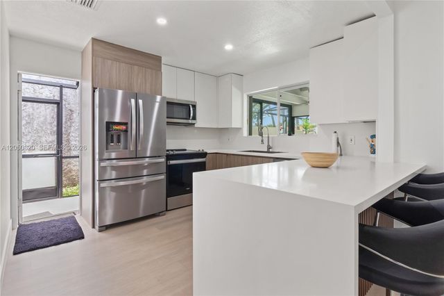 10626 SW 148th Ave Dr, Miami, FL 33196