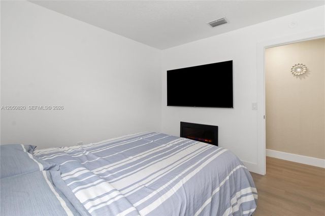10626 SW 148th Ave Dr, Miami, FL 33196