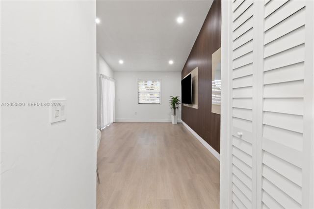 10626 SW 148th Ave Dr, Miami, FL 33196