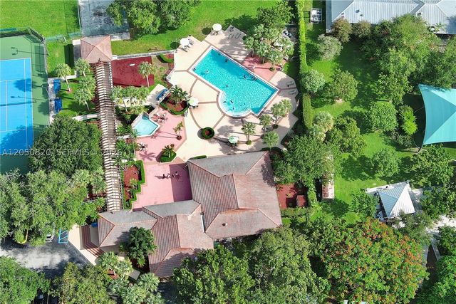 10626 SW 148th Ave Dr, Miami, FL 33196