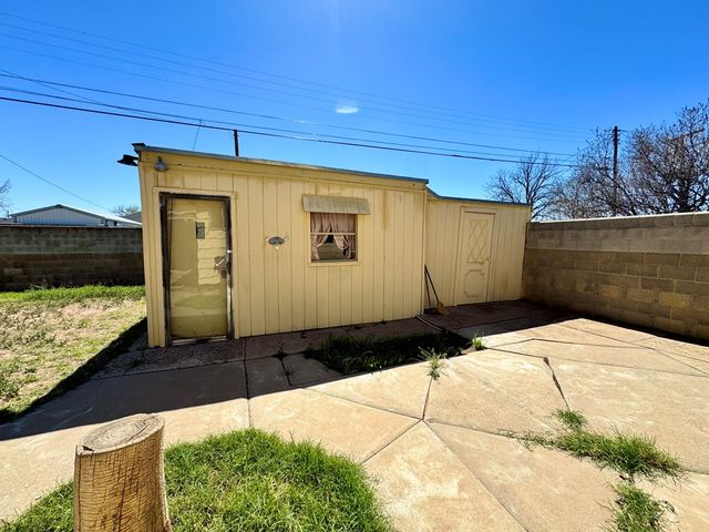 1215 Harris St, Odessa, TX 79763