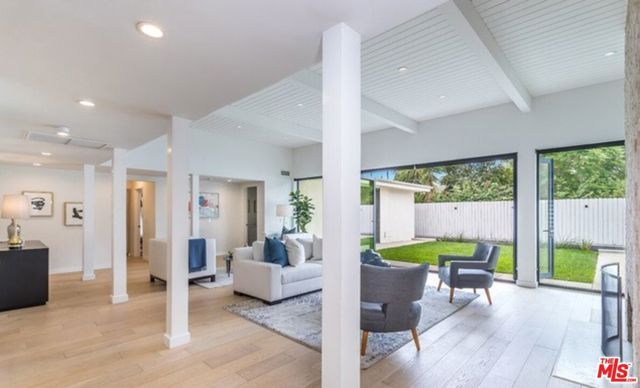 5216 Los Adornos Way, Los Angeles, CA 90027