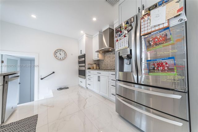 1900 SW 83rd Avenue, Miami, FL 33155