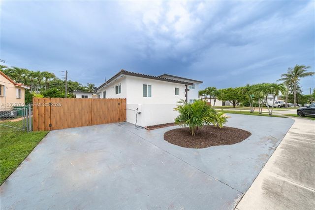 1900 SW 83rd Avenue, Miami, FL 33155