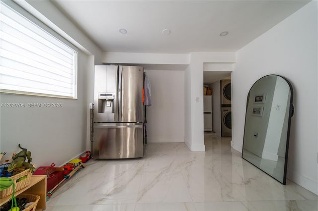 1900 SW 83rd Avenue, Miami, FL 33155