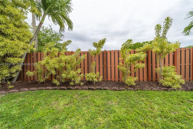 1900 SW 83rd Avenue, Miami, FL 33155