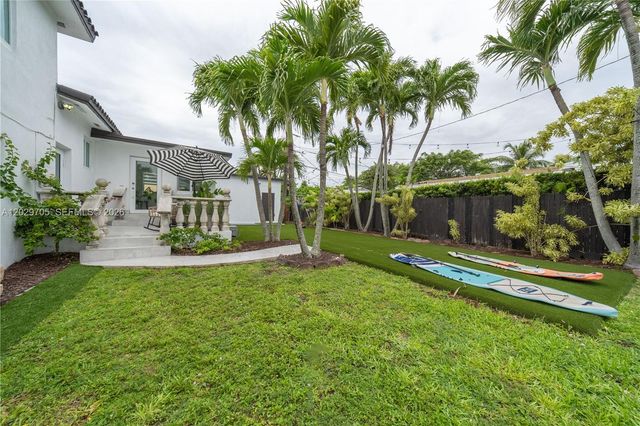1900 SW 83rd Avenue, Miami, FL 33155