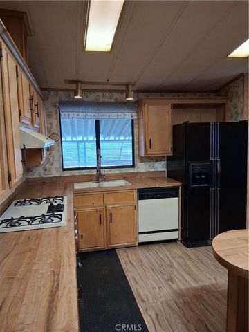 26090 Ivory Palm Drive, Homeland, CA 92548