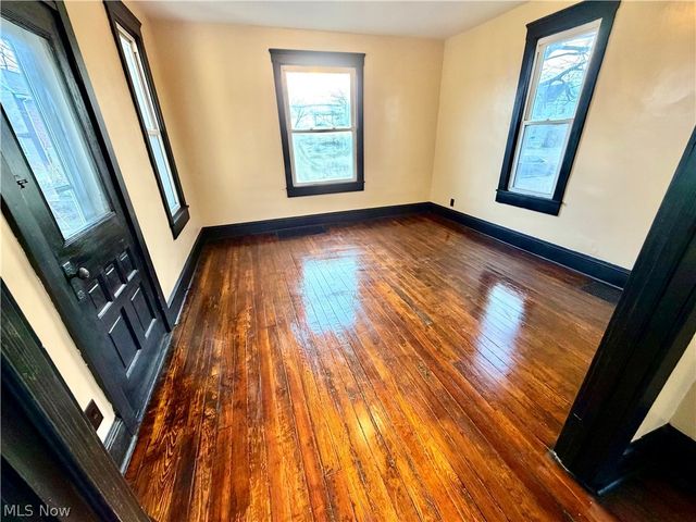 1529 Stark Avenue SW, Canton, OH 44706