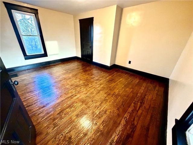 1529 Stark Avenue SW, Canton, OH 44706