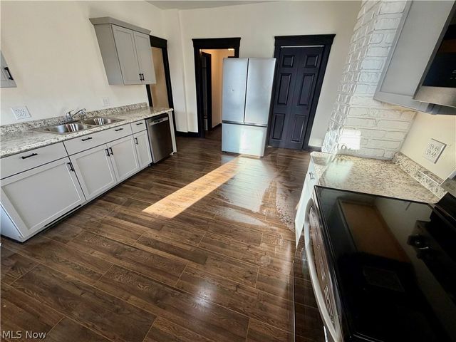 1529 Stark Avenue SW, Canton, OH 44706