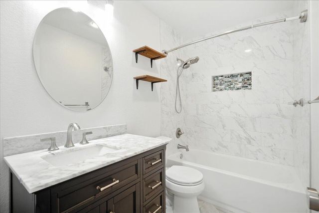 5711 2nd Street, Lubbock, TX 79416