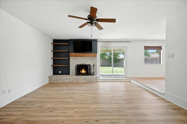 5711 2nd Street, Lubbock, TX 79416