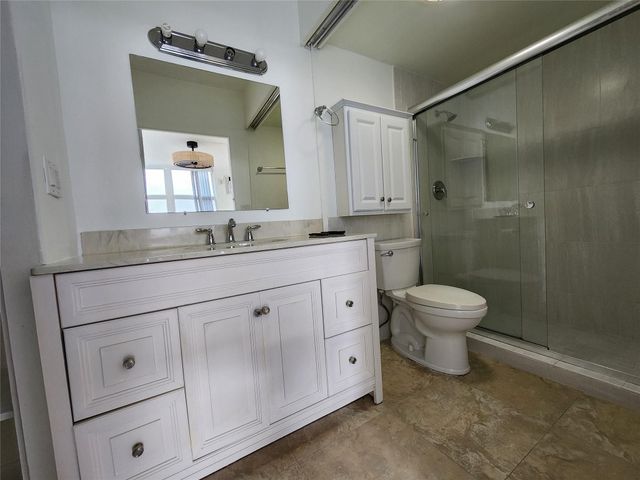 1200 N Fort Lauderdale Beach Boulevard 605, Fort Lauderdale, FL 33304