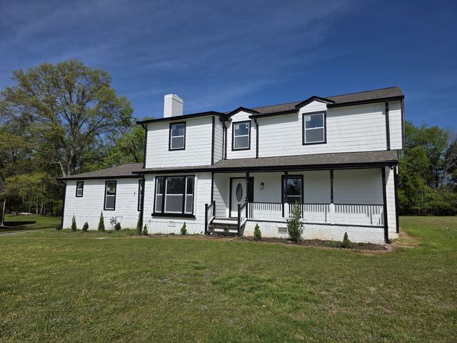 1710 Hickory Trace Dr, Gallatin, TN 37066