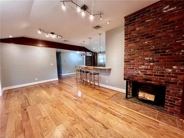 339 Thole ST, Norfolk, VA 23505