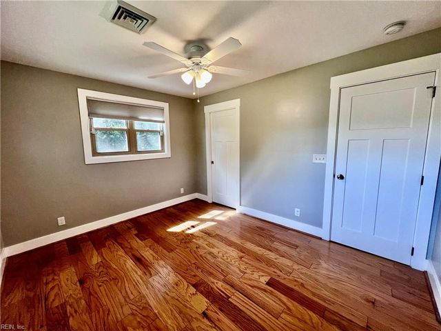 339 Thole ST, Norfolk, VA 23505