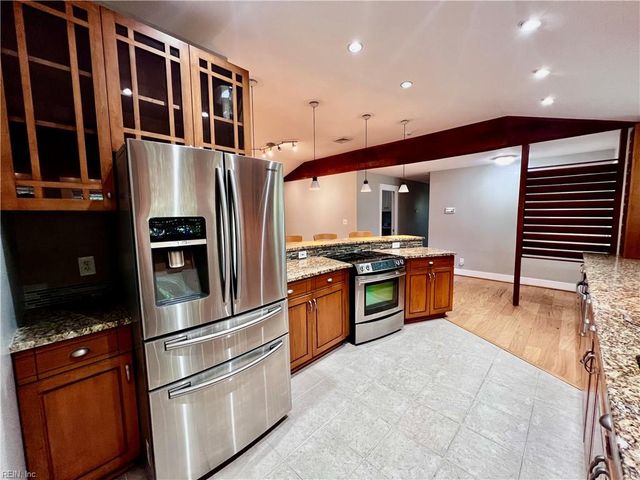 339 Thole ST, Norfolk, VA 23505