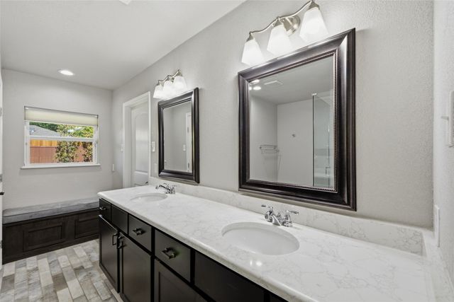 1919 Camden Way, Carrollton, TX 75007