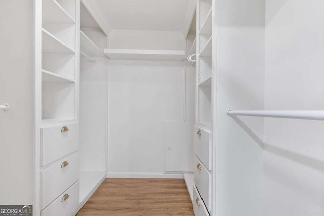 808 Valbrook Court SW, Lilburn, GA 30047