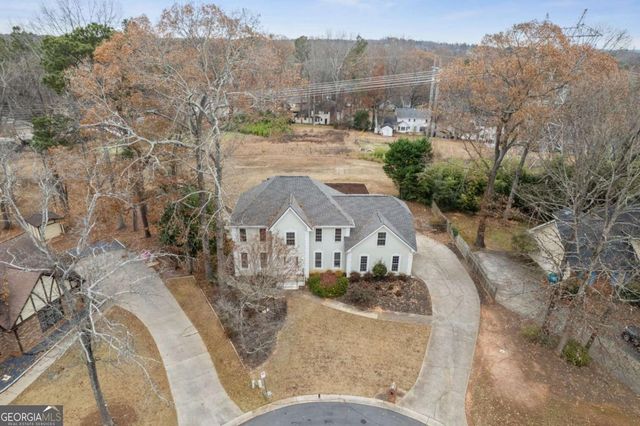 808 Valbrook Court SW, Lilburn, GA 30047