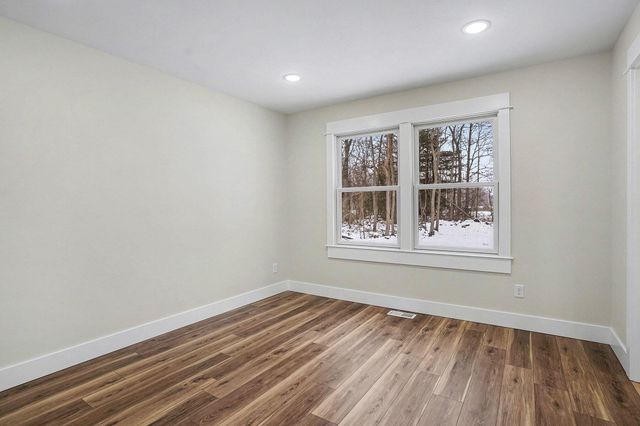 1146 Oaklea Street, Muskegon Twp, MI 49442