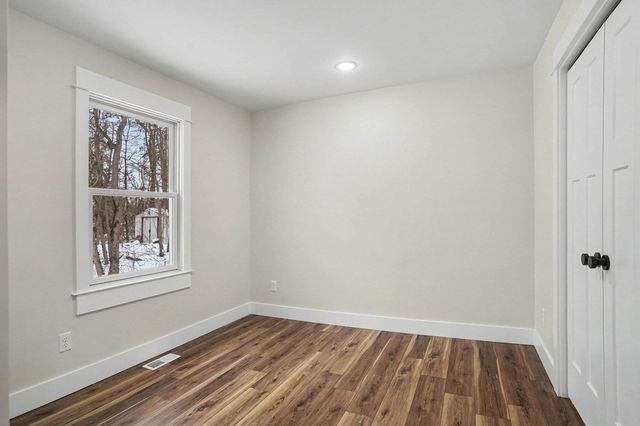 1146 Oaklea Street, Muskegon Twp, MI 49442