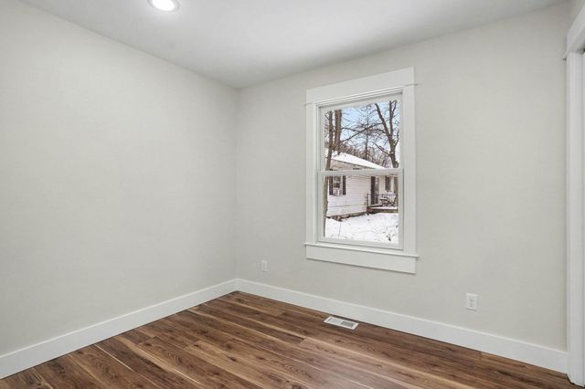 1146 Oaklea Street, Muskegon Twp, MI 49442