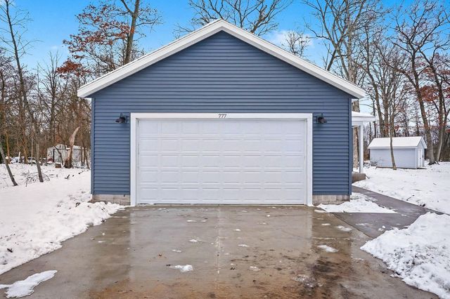 1146 Oaklea Street, Muskegon Twp, MI 49442