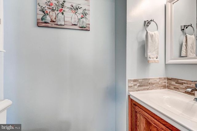 29 SILVERTON CT, Cockeysville, MD 21030