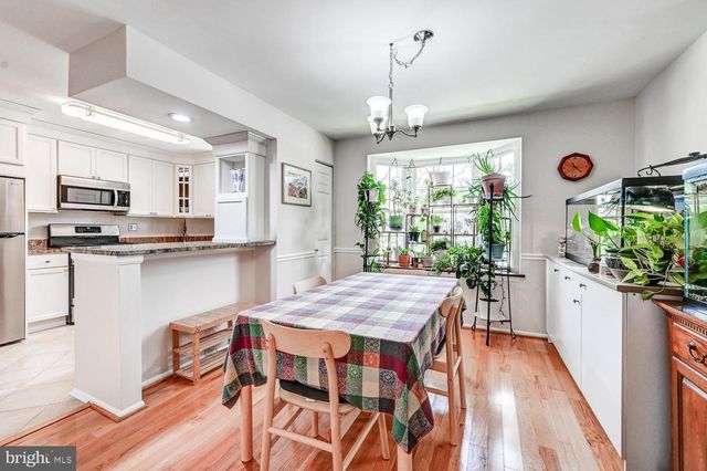 29 SILVERTON CT, Cockeysville, MD 21030