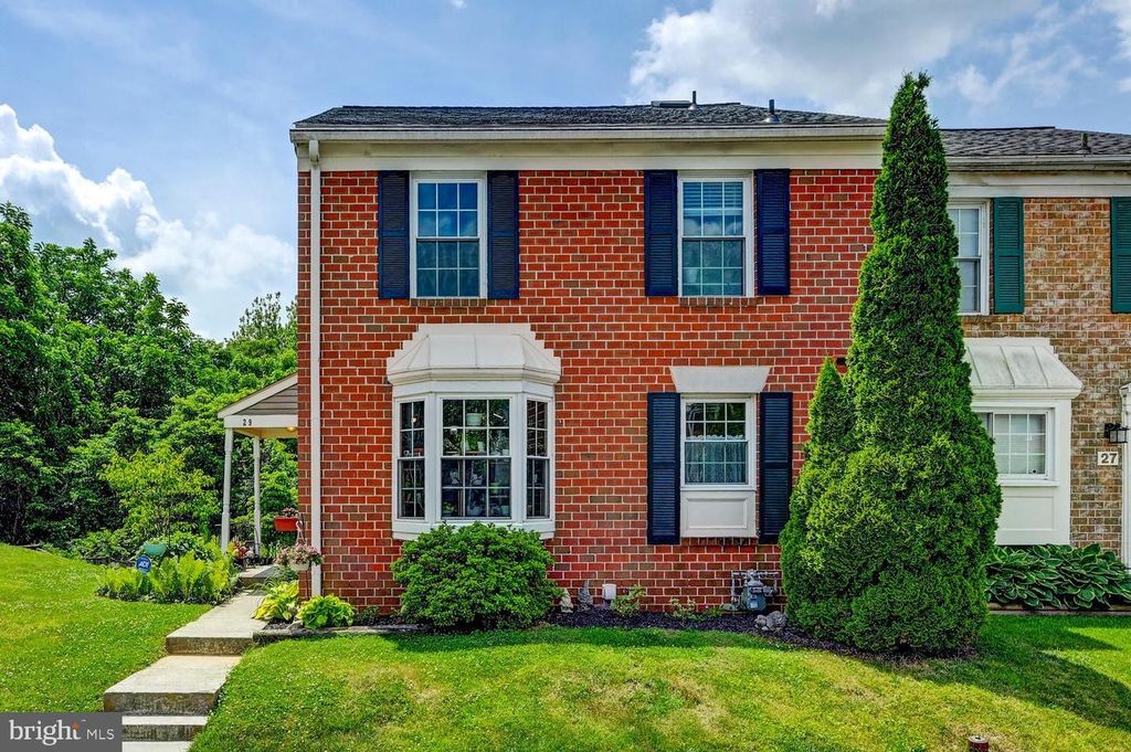 29 SILVERTON CT, Cockeysville, MD 21030